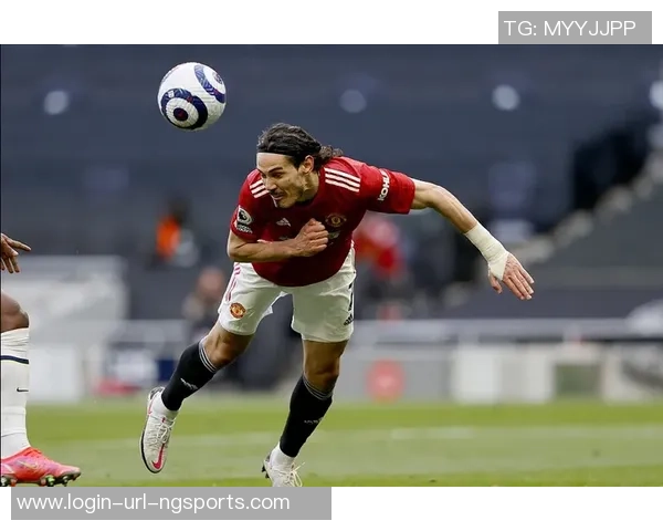 曼联足球学校培养未来足球明星的梦想之路与成长历程 曼联足球学校培养未来足球明星的梦想之路与成长历程